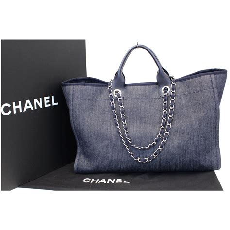 borsa chanel color panna|Chanel denim shopping bags.